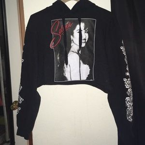 SELENA VINTAGE CROPPED SWEATER